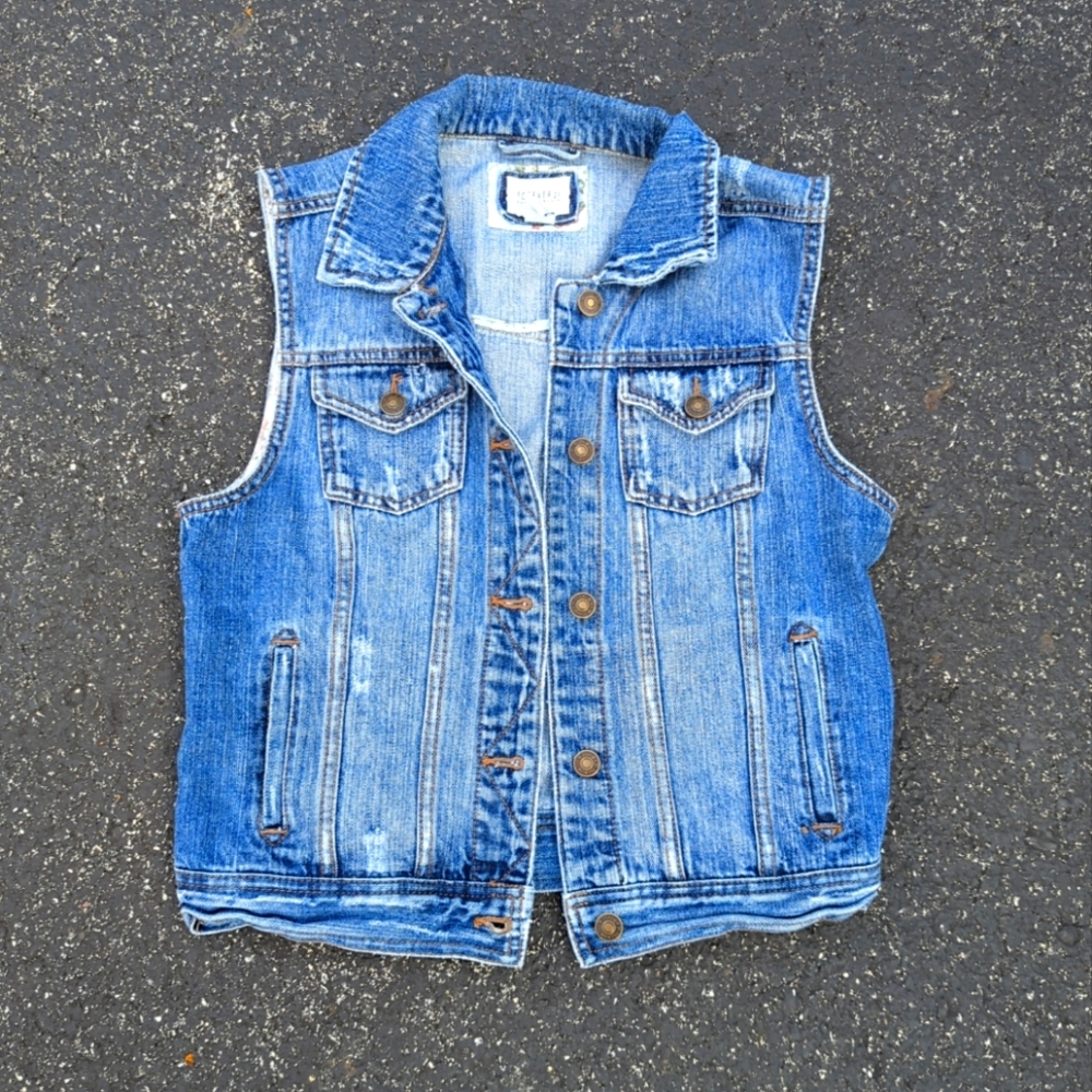 Forever 21 Denim Jean Vest Distressed Button Up Size Small